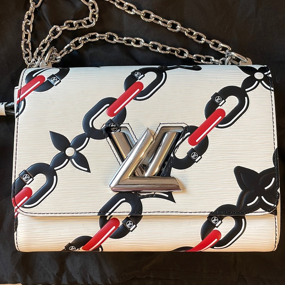 White Epi Leather Chain Flower Print Twist Bag on Chain Silver Hardware, 2016